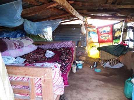 Gorkha_inside shelter_IMG_3772_re